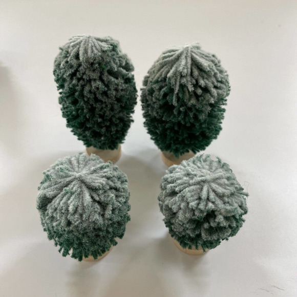 Vintage‎ Dept. 56 Bottle Brush Trees Lot 8 Christmas Village 2.5-8” Round Base - Picture 5 of 10